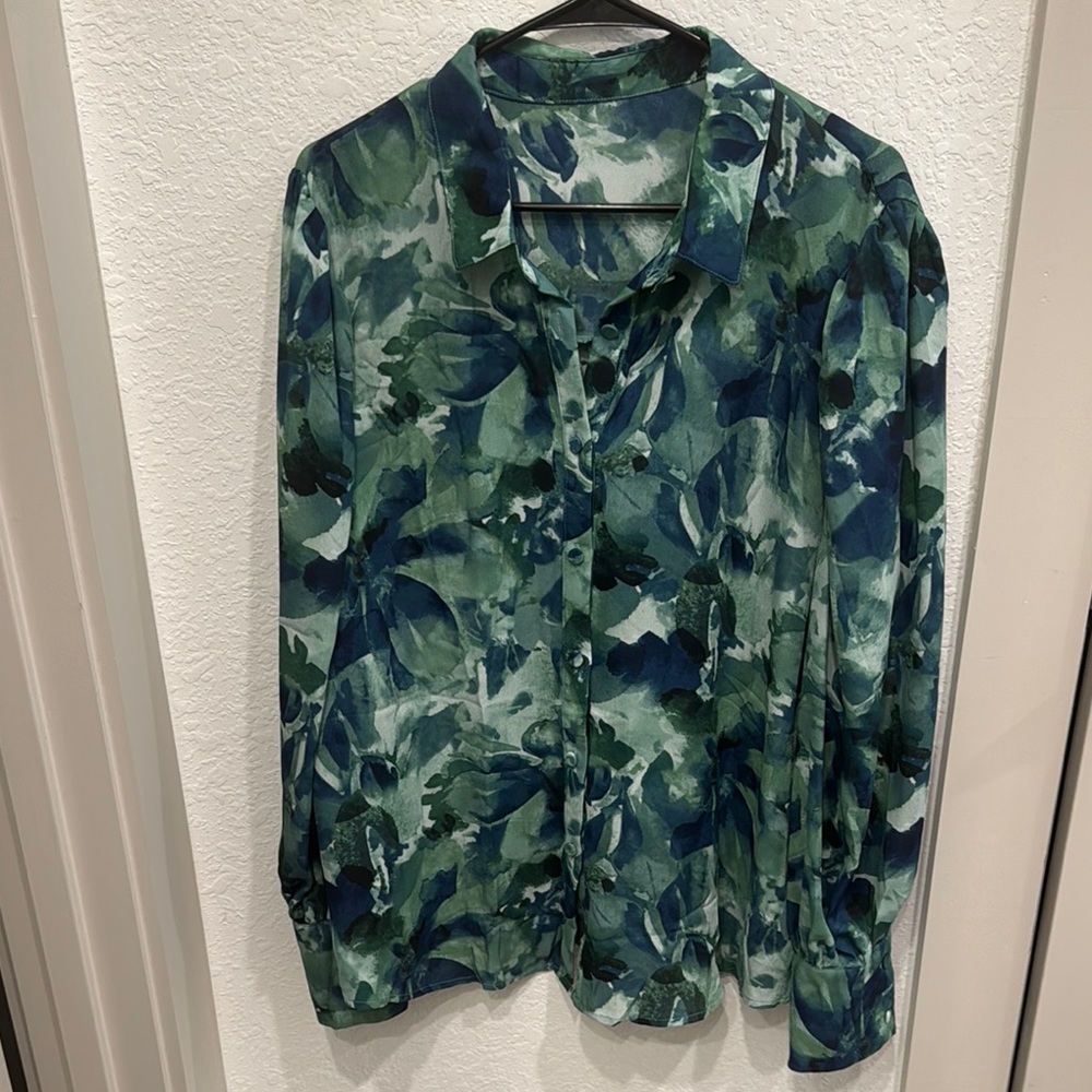 Amazon Women's Green Blouse